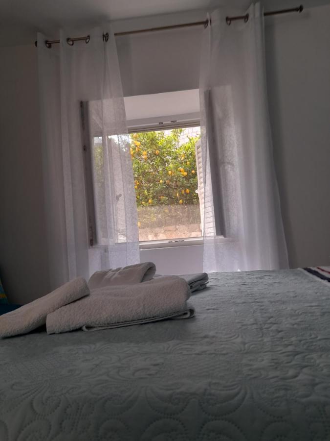 Apartment Filomena In The Center Komiža Kültér fotó